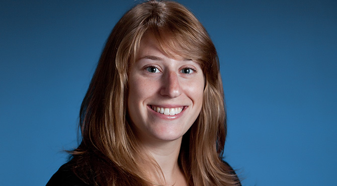 Dr Alissa Cooper